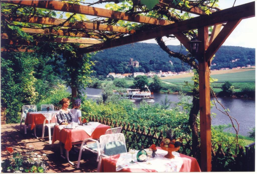 Vierburgeneck Hotel Neckarsteinach Exterior photo